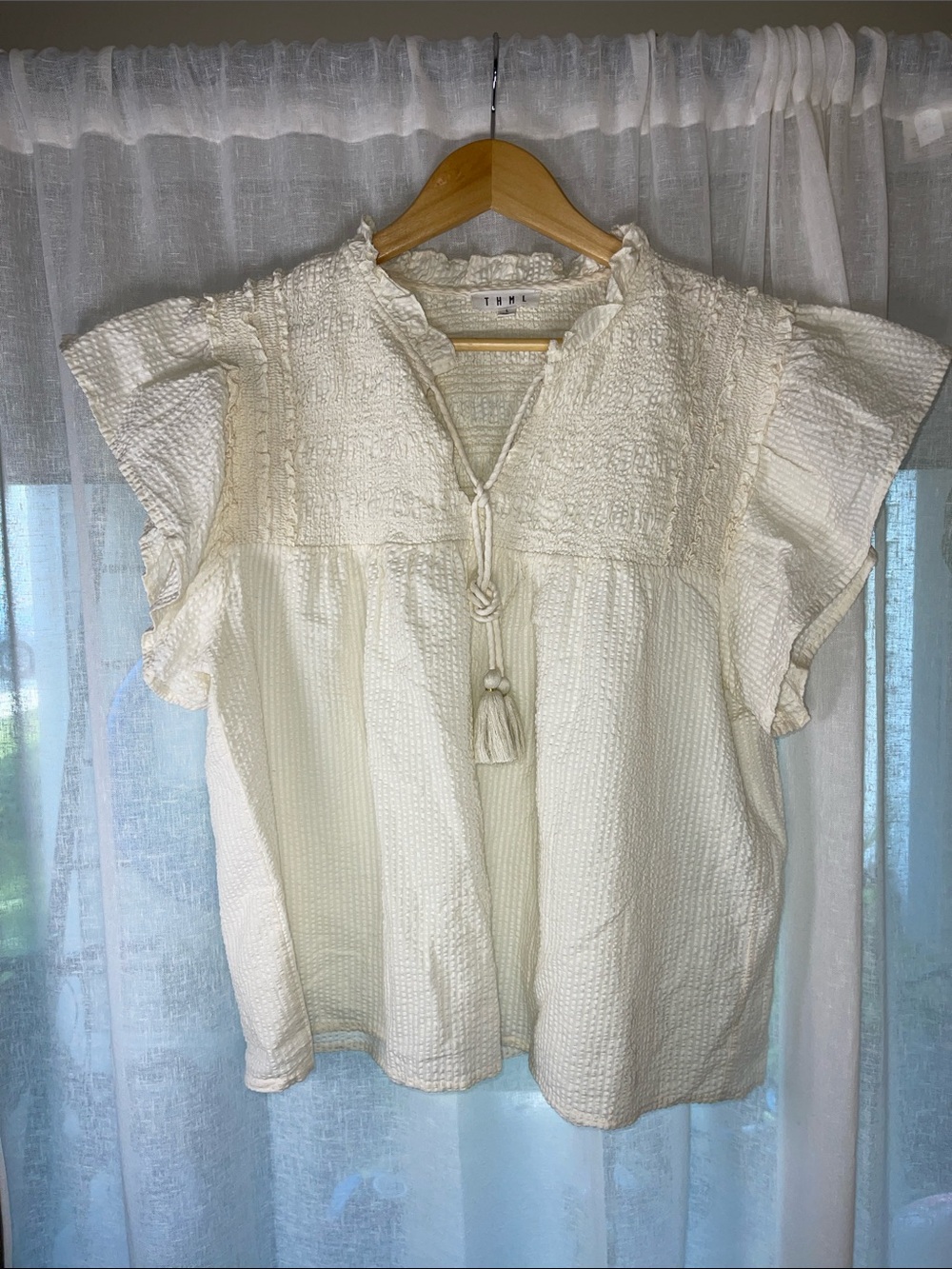 THML Cream Textured Searsucker Tassel Flutter Sleeve Top